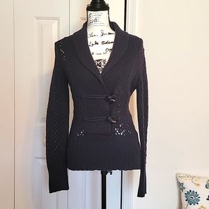 Vintage Old Navy V neck sweater with toggle buttons, Sz S